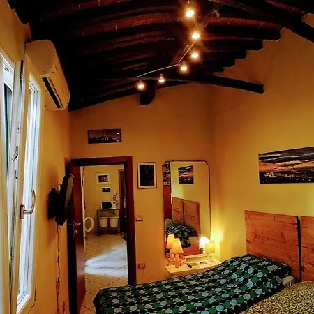 Apt Bright, Quiet! In The Center. Florence Exterior photo